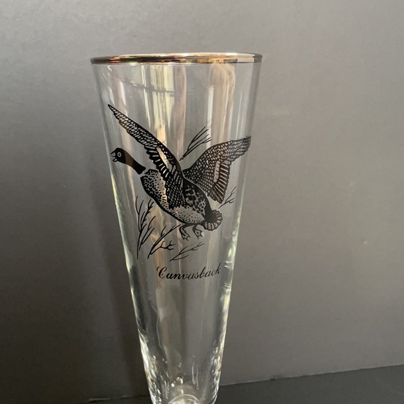 Canvasback Duck Pilsner Beer Glass Home Decor Barware - Picture 2 of 4
